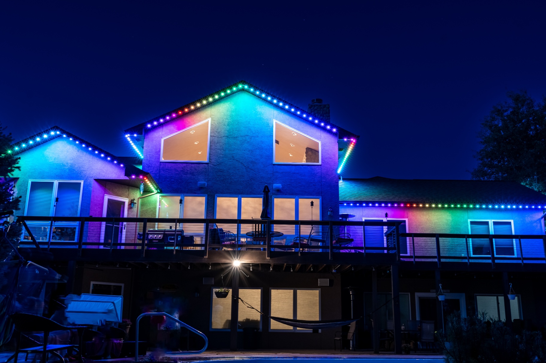 Integrity Illumination Holiday and Outdoor Lighting team and workplace 2