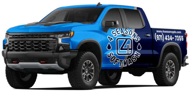 4 Seasons Softwash team and workplace 2
