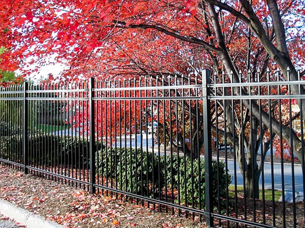 Bartow Fence team and workplace 2