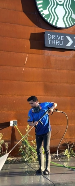 Bright on Time Window Cleaning team and workplace 2