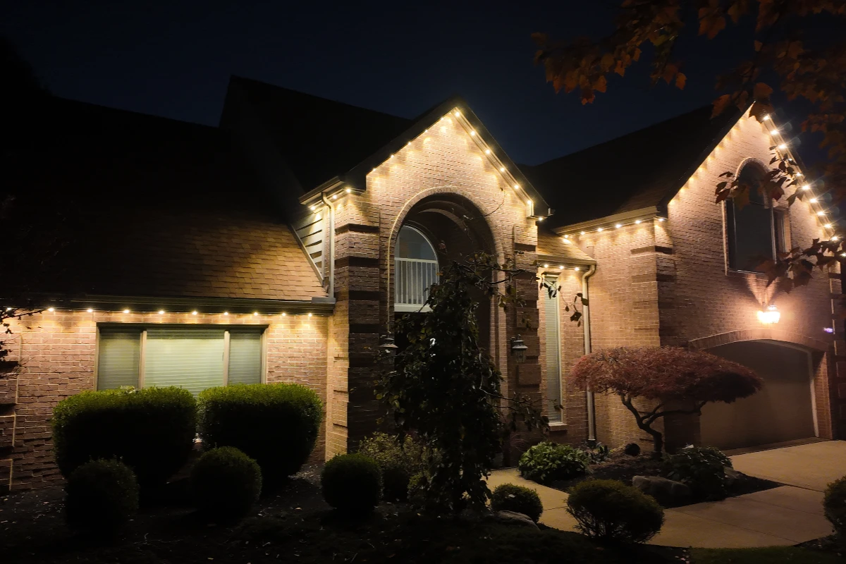 Larkin Outdoor Lighting team and workplace 4