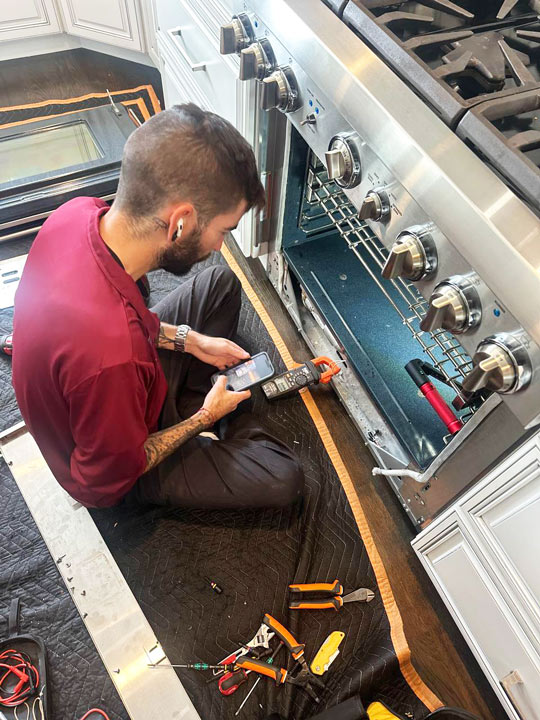 JIC Appliance Care team and workplace 3